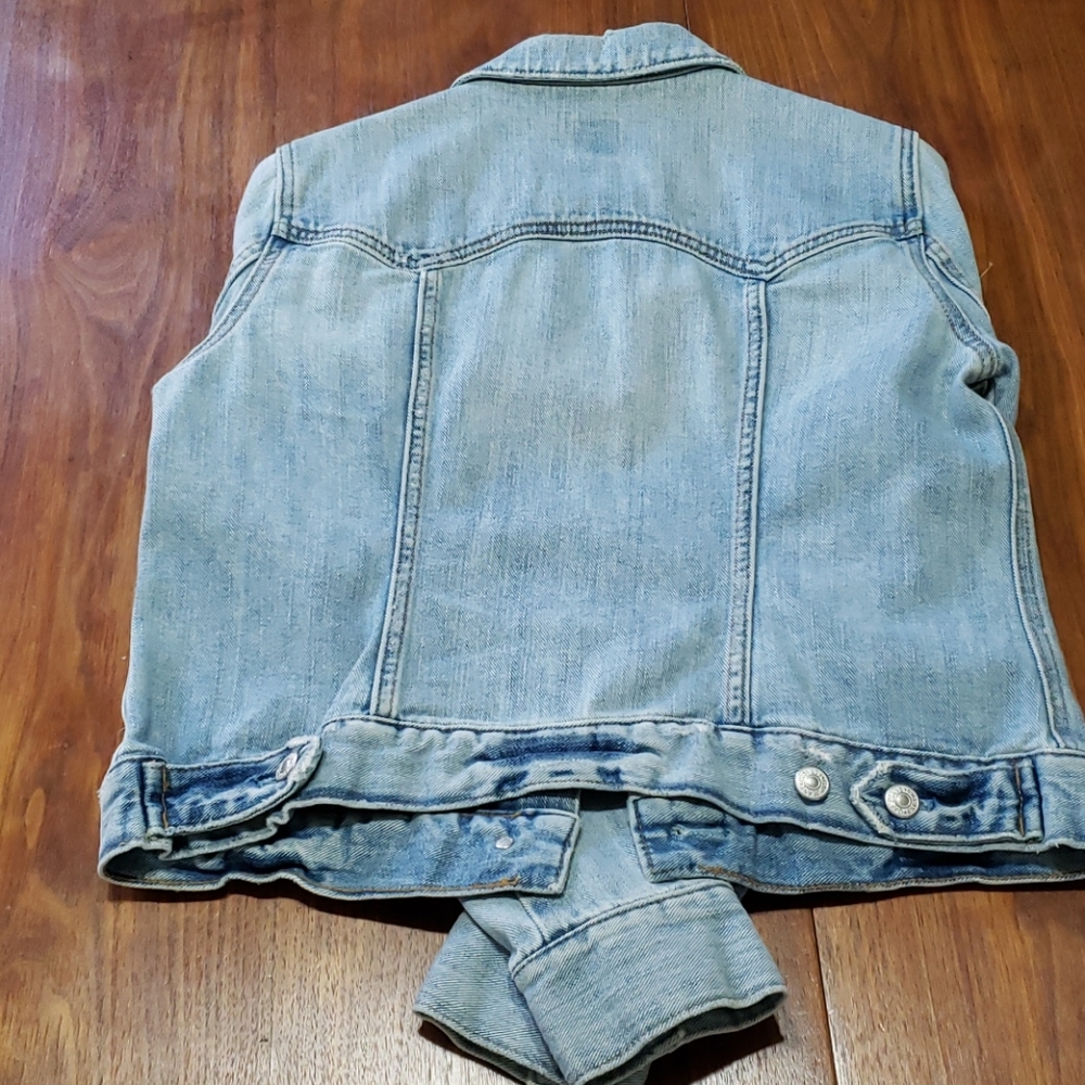 Gap Jean Jacket - image 4